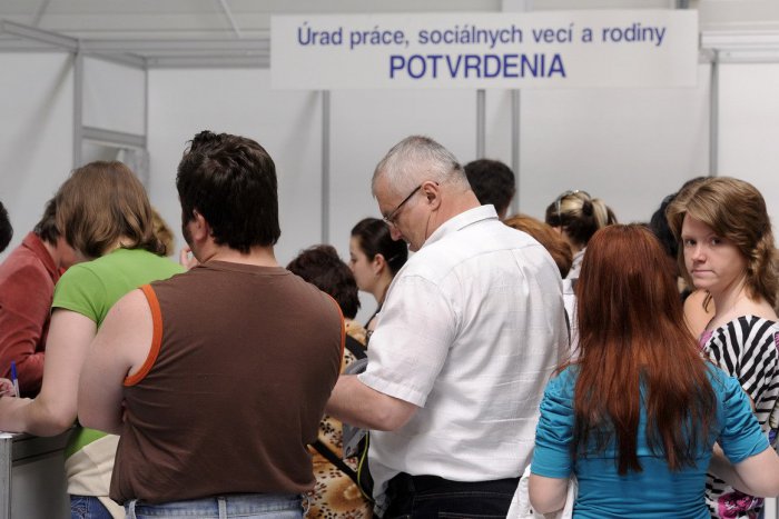 Ilustračný obrázok k článku Ľudí bez práce ubúda: Nezamestnanosť na Slovensku klesla na 5,94 %