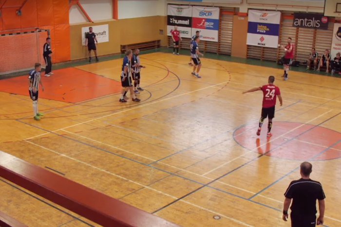 Ilustračný obrázok k článku Hádzanári s deľbou bodov: Remíza Sporty na palubovke ŠKP Bratislava, VIDEO
